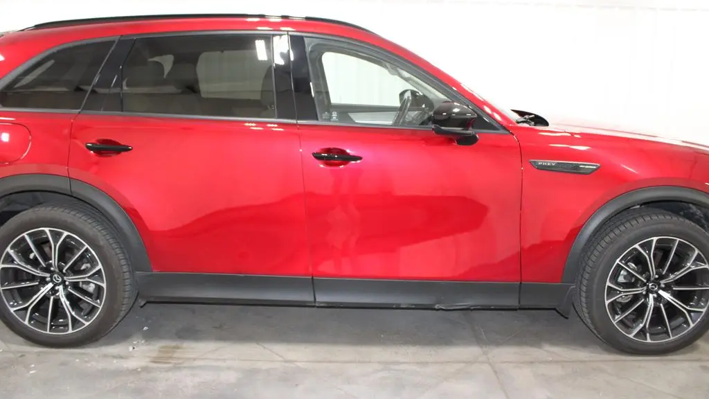 2025 Mazda CX-70 Plug-in Hybrid Premium