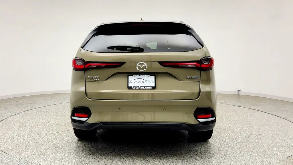 2025 Mazda CX-70 Plug-in Hybrid Premium