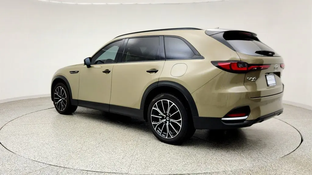 2025 Mazda CX-70 Plug-in Hybrid Premium