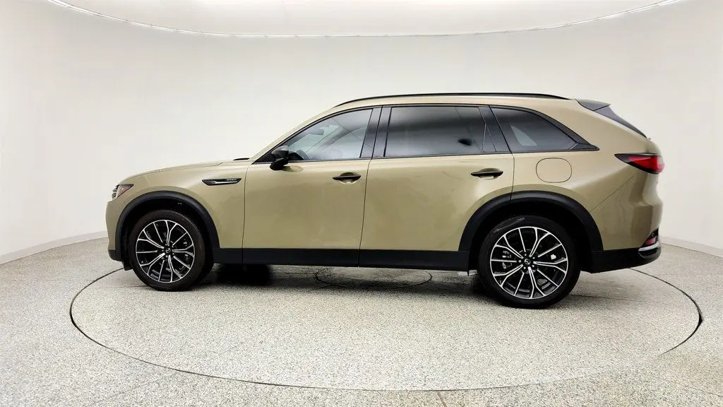 2025 Mazda CX-70 Plug-in Hybrid Premium