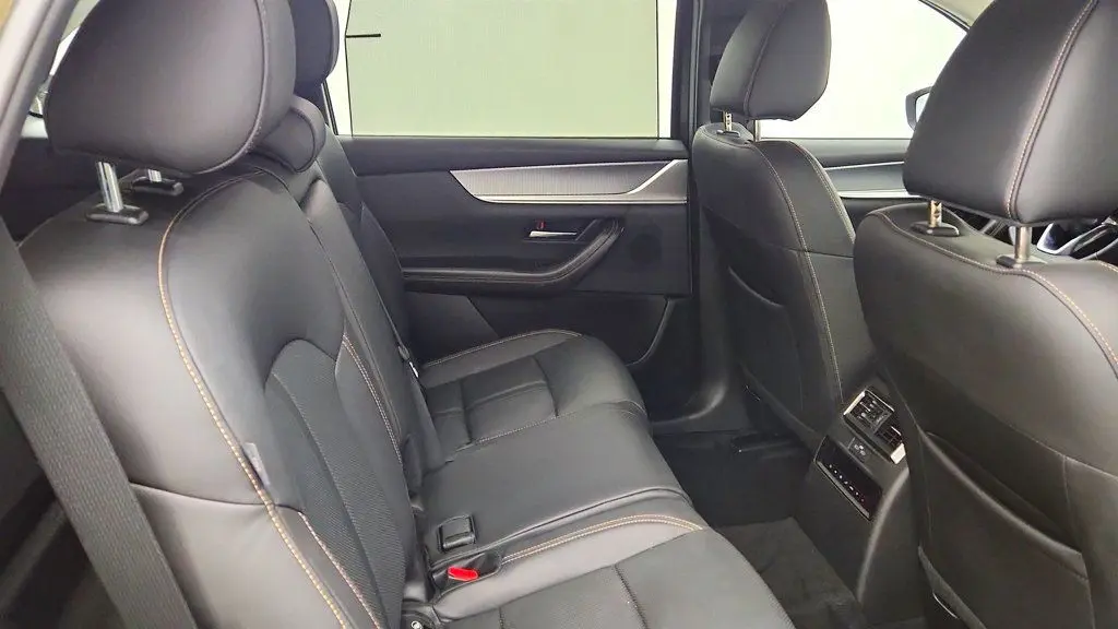 2025 Mazda CX-70 Plug-in Hybrid Premium