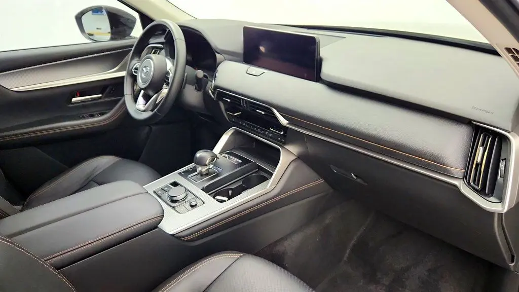 2025 Mazda CX-70 Plug-in Hybrid Premium