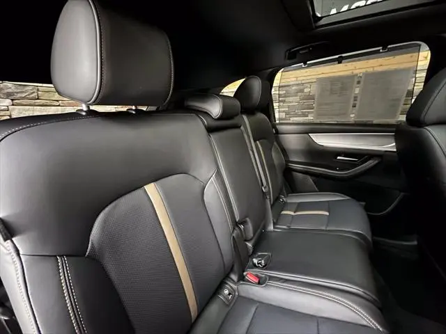 2026 MAZDA CX-7 - $46,999