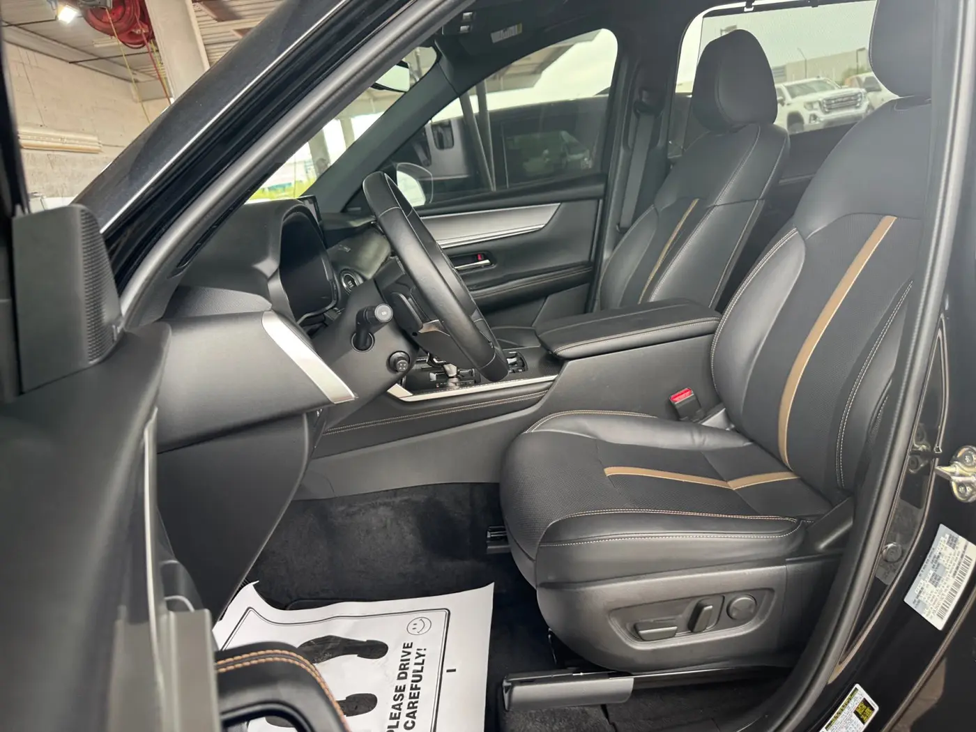 2025 MAZDA CX-7 - $38,250
