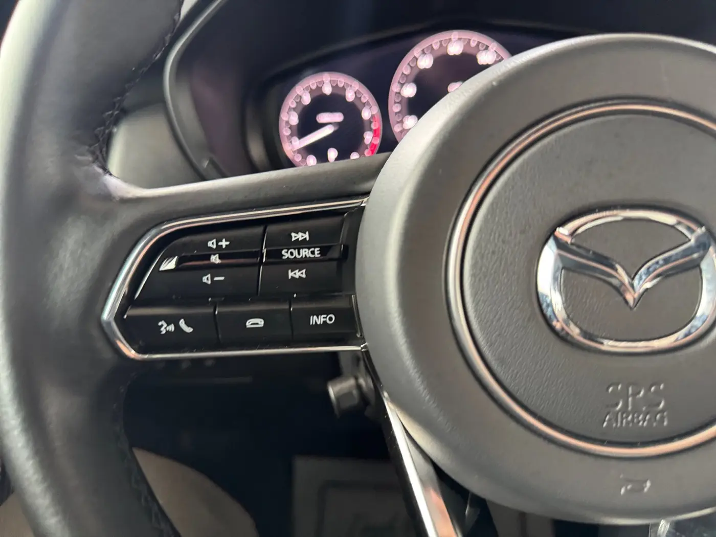 2025 MAZDA CX-7 - $38,250
