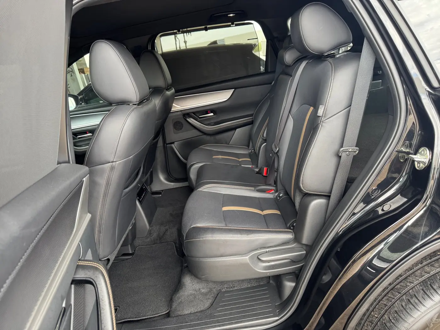 2025 MAZDA CX-7 - $38,250