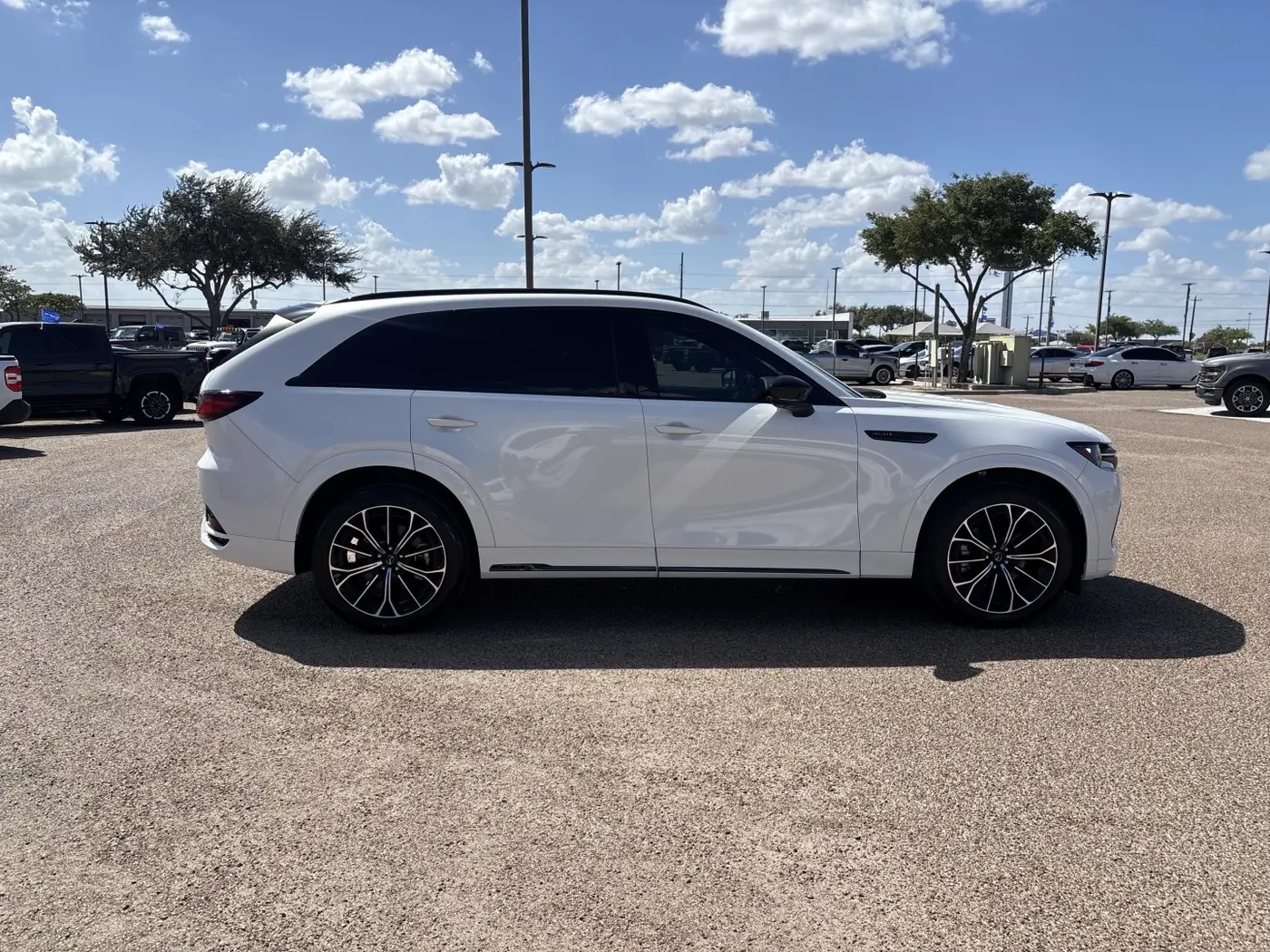 2025 MAZDA CX-7 - $37,719