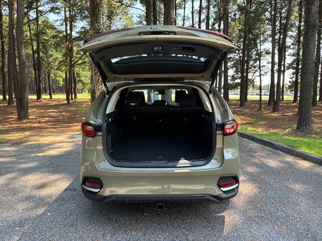 2026 MAZDA CX-7 - $42,475