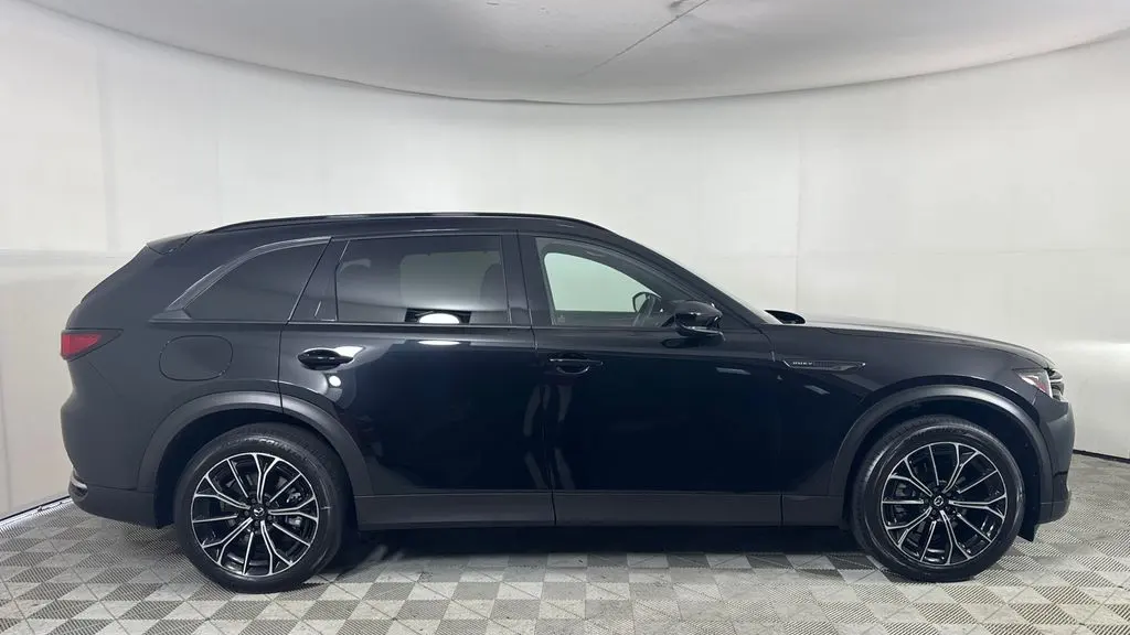 2025 Mazda CX-70 Plug-in Hybrid Premium Plus