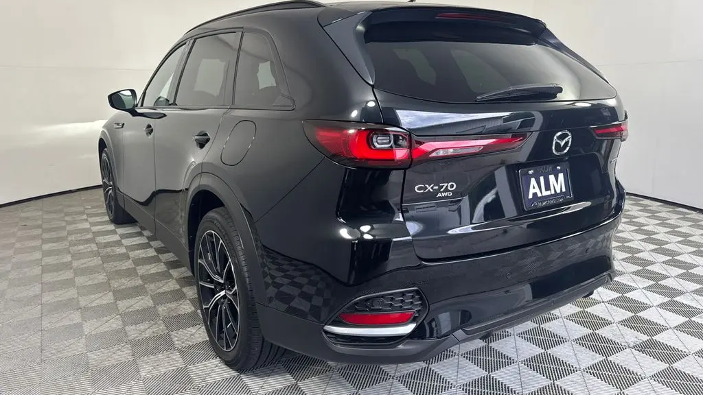 2025 Mazda CX-70 Plug-in Hybrid Premium Plus