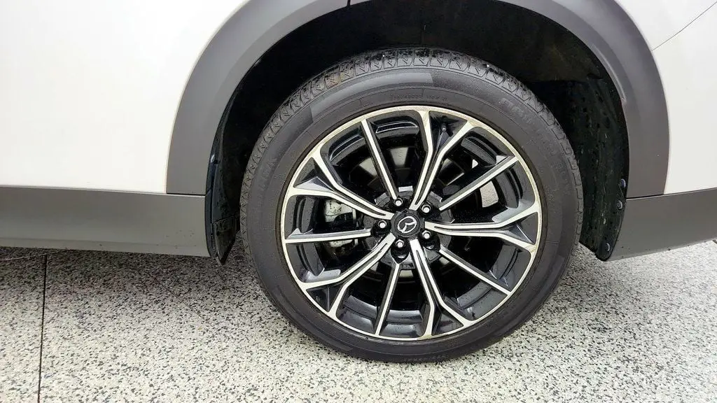 2025 MAZDA CX-7 - $26,995