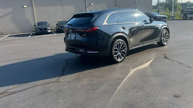 2025 Mazda CX-70 Plug-in Hybrid Premium Plus