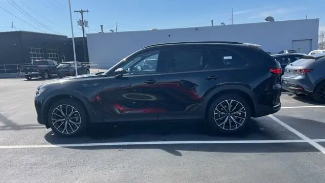 2025 Mazda CX-70 Plug-in Hybrid Premium Plus