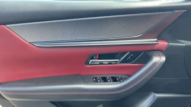 2025 Mazda CX-70 Plug-in Hybrid Premium Plus