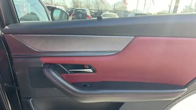 2025 Mazda CX-70 Plug-in Hybrid Premium Plus