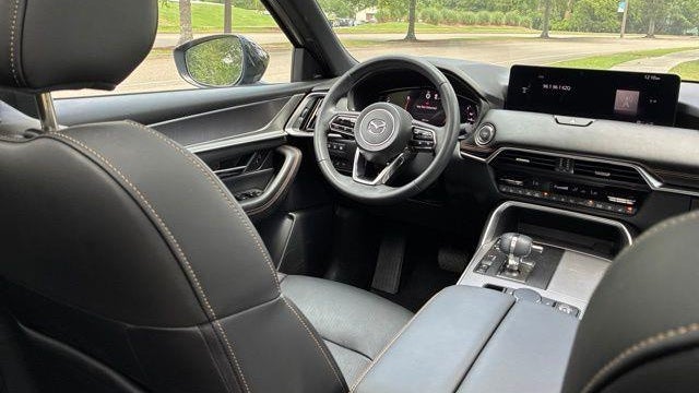 2025 Mazda CX-70 Plug-in Hybrid Premium Plus