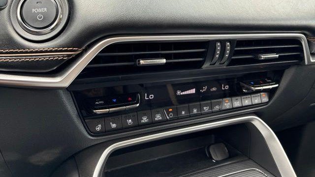 2025 Mazda CX-70 Plug-in Hybrid Premium Plus