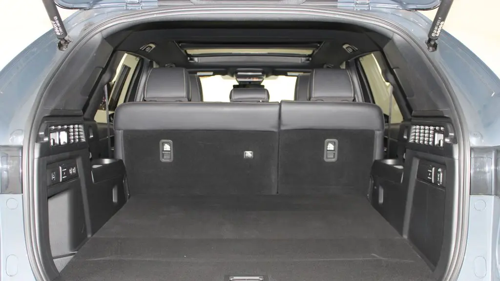 2025 Mazda CX-70 Plug-in Hybrid Premium Plus