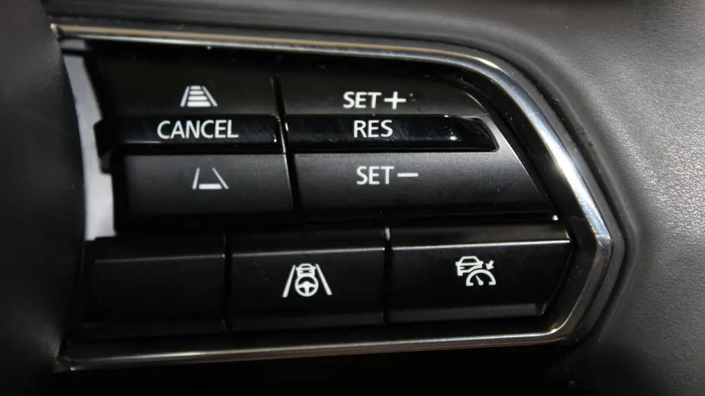 2025 Mazda CX-70 Plug-in Hybrid Premium Plus