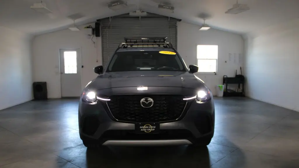 2025 Mazda CX-70 Plug-in Hybrid Premium Plus