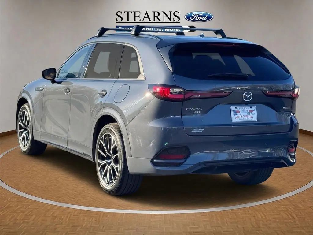 2025 MAZDA CX-7 - $40,000