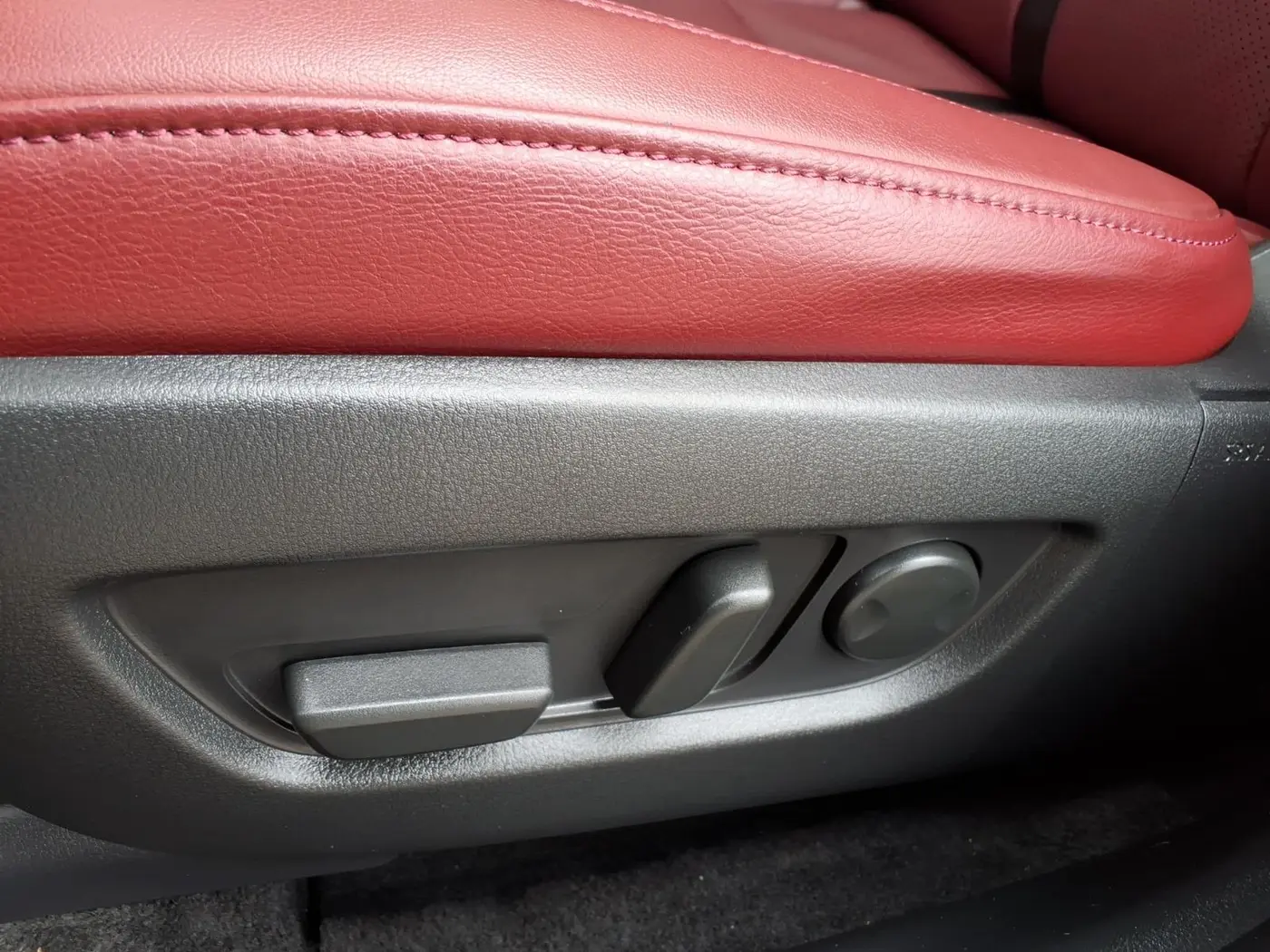 2026 MAZDA CX-7 - $40,997