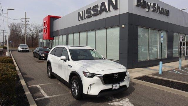 Preowned 2024 Mazda CX-90 Plug-in Hybrid Preferred for Sale