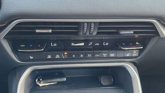 2025 Mazda CX-90 Plug-in Hybrid Premium Sport