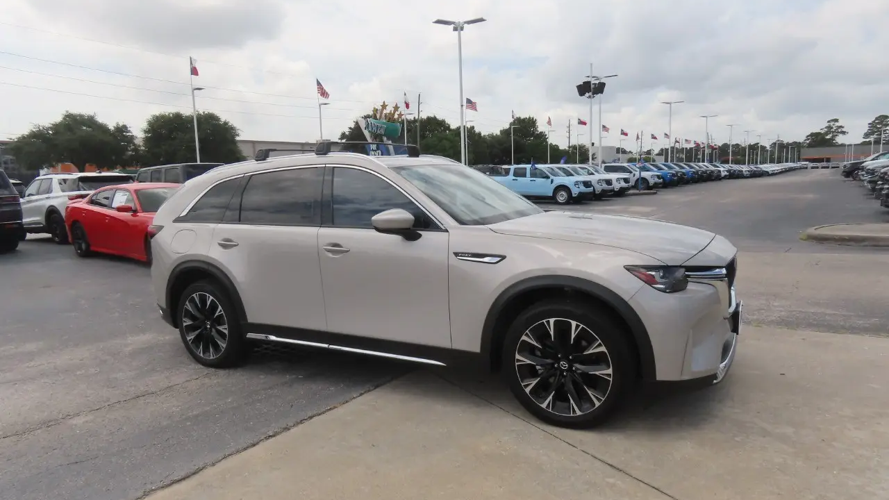 2024 Mazda CX-90 Plug-in Hybrid Premium