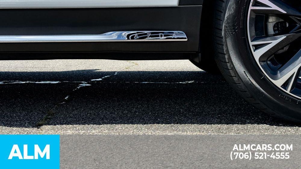 2024 Mazda CX-90 Plug-in Hybrid Premium Plus