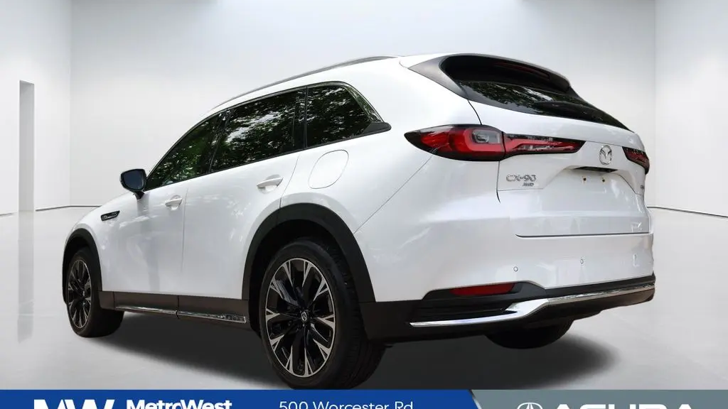 2024 Mazda CX-90 Plug-in Hybrid Premium Plus
