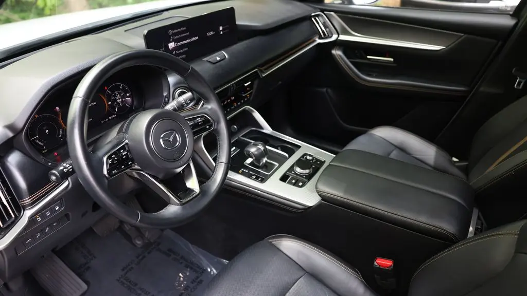 2024 Mazda CX-90 Plug-in Hybrid Premium Plus