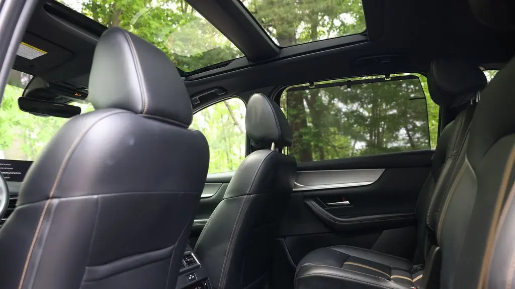 2024 Mazda CX-90 Plug-in Hybrid Premium Plus