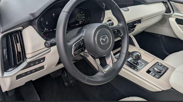 2024 Mazda CX-90 Plug-in Hybrid Premium Plus