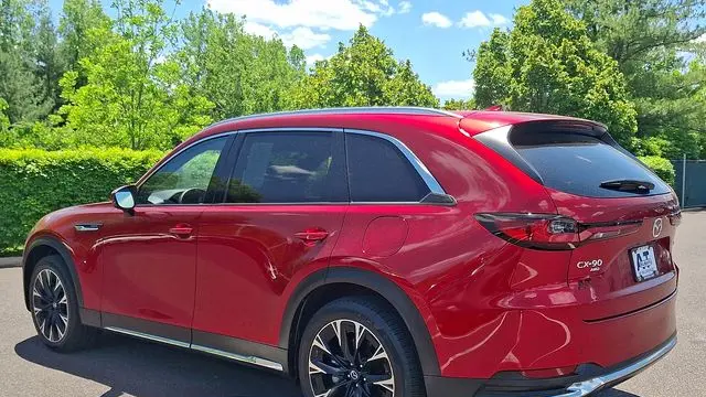 2024 Mazda CX-90 Plug-in Hybrid Premium Plus