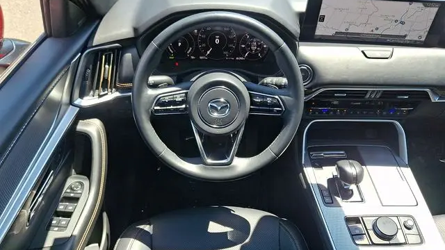 2024 Mazda CX-90 Plug-in Hybrid Premium Plus
