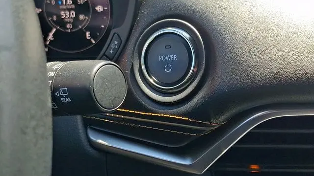 2024 Mazda CX-90 Plug-in Hybrid Premium Plus