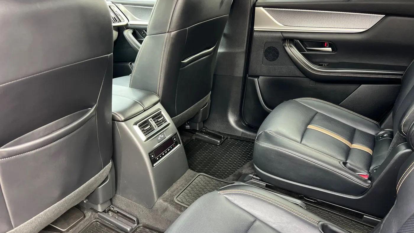 2025 Mazda CX-90 Plug-in Hybrid Premium Plus