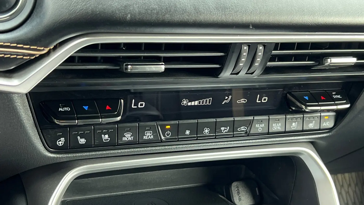 2025 Mazda CX-90 Plug-in Hybrid Premium Plus
