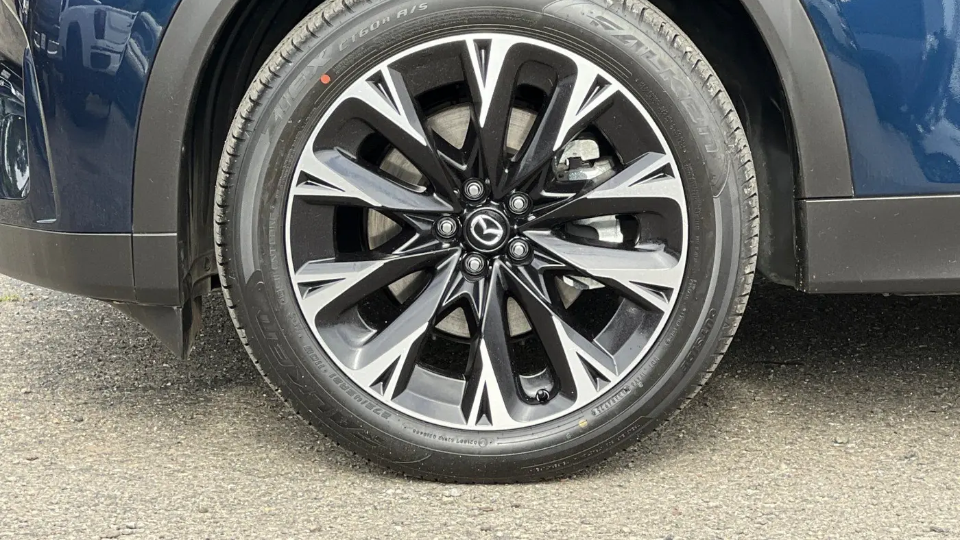2025 Mazda CX-90 Plug-in Hybrid Premium Plus