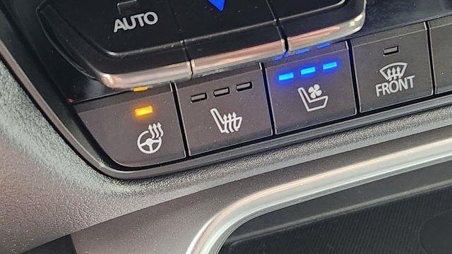 2025 Mazda CX-90 Plug-in Hybrid Premium Plus