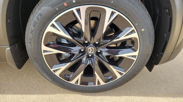 2025 Mazda CX-90 Plug-in Hybrid Premium Plus