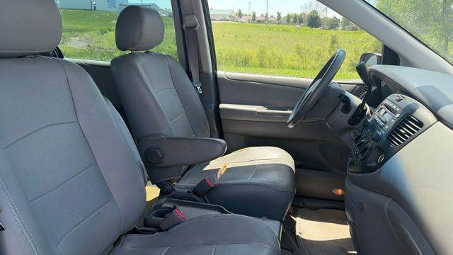 2006 Mazda MPV LX-SV