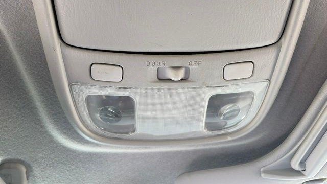 2006 Mazda MPV LX-SV