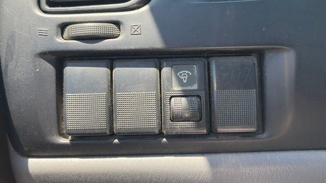2006 Mazda MPV LX-SV