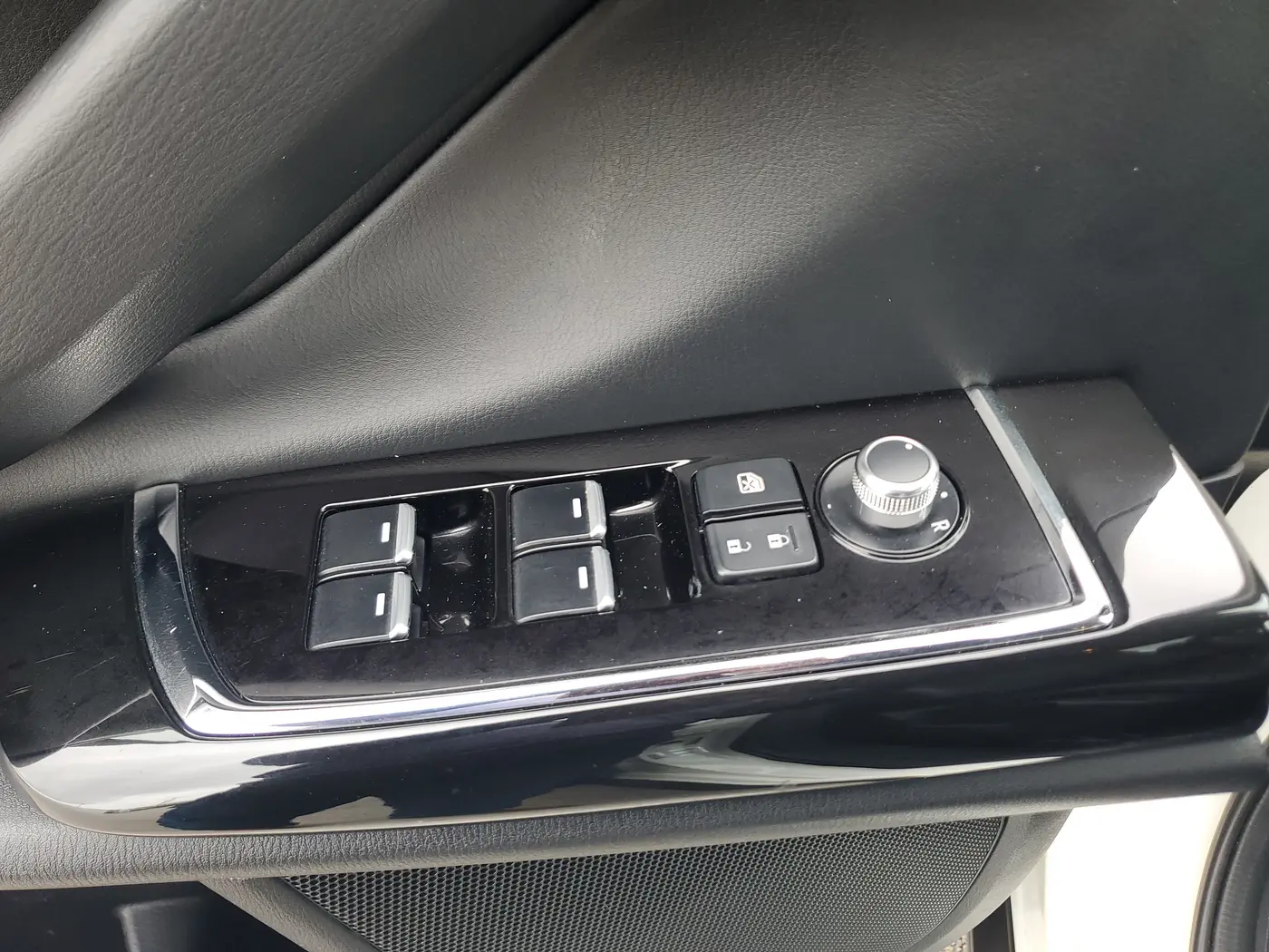 2023 MAZDA CX-9 - $23,990