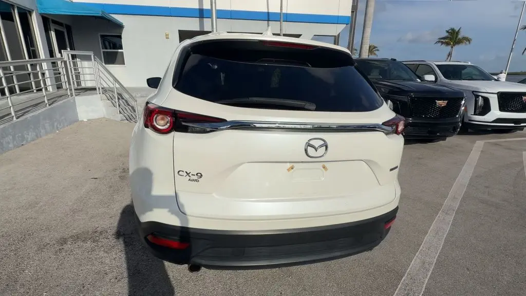 2022 Mazda CX-9 Sport