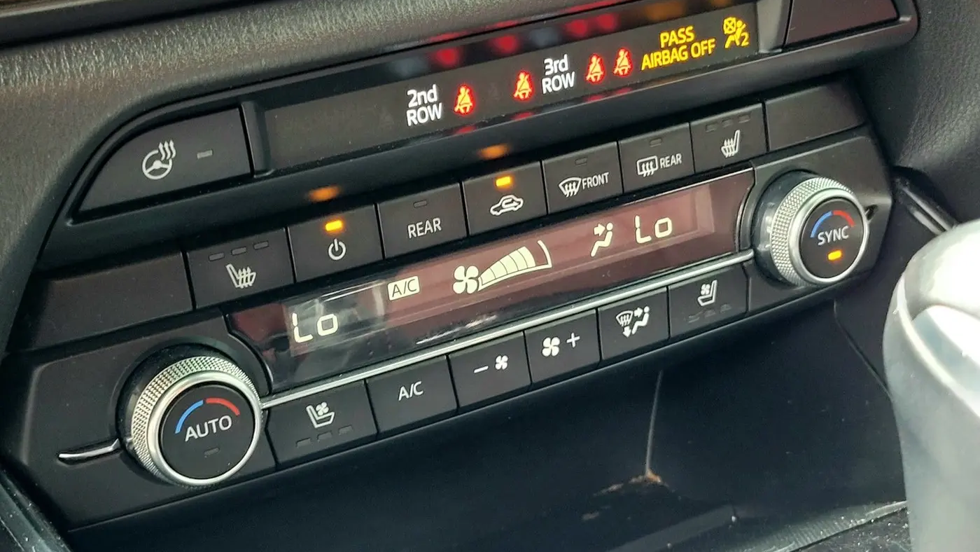2023 Mazda CX-9 Carbon Edition