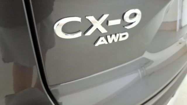 2023 Mazda CX-9 Carbon Edition