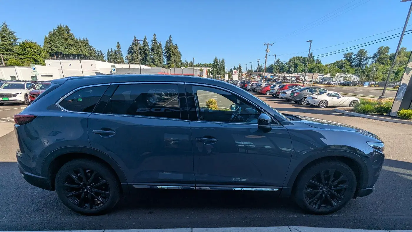 2023 Mazda CX-9 Carbon Edition